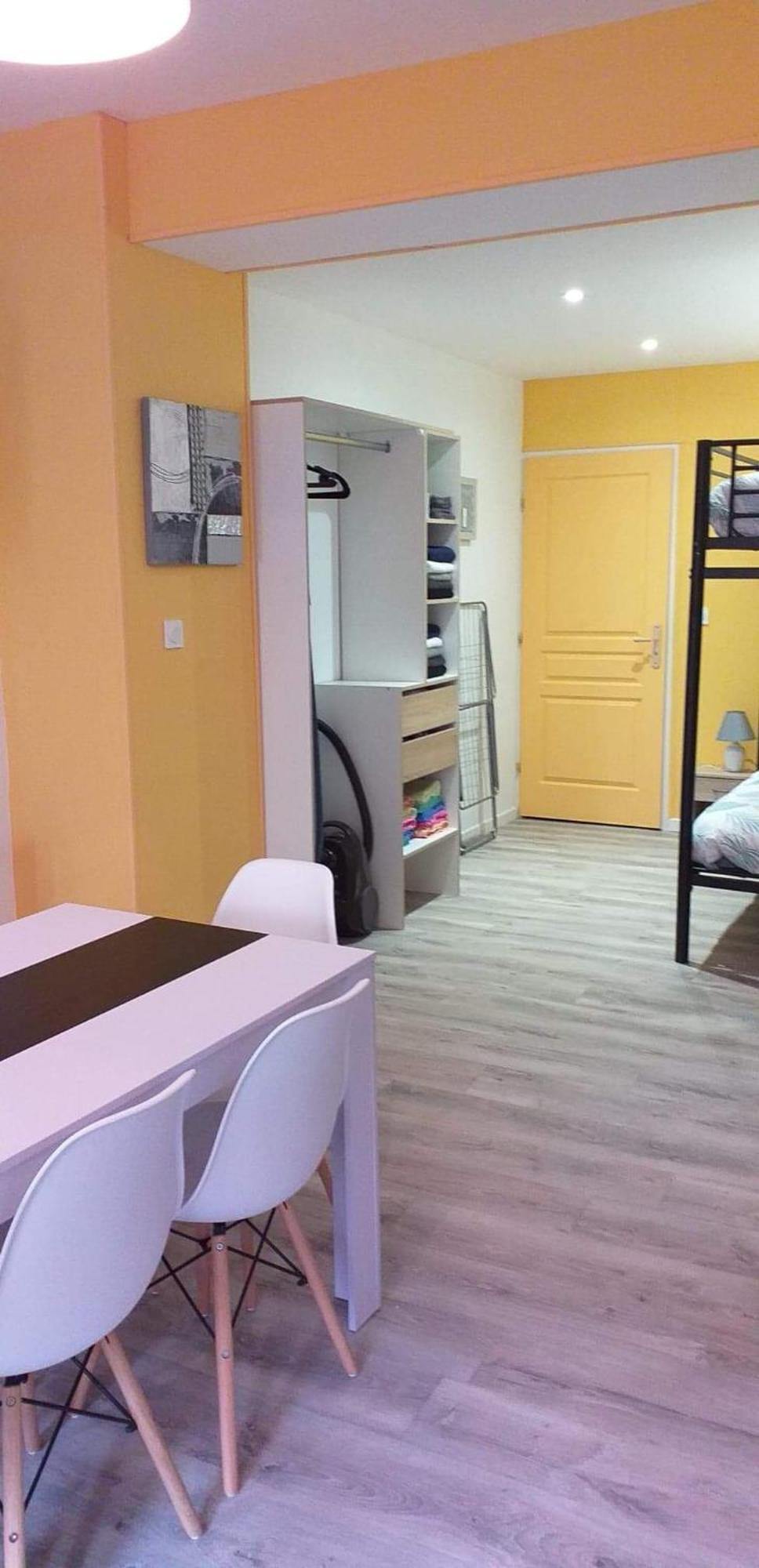 La Riviera Apartment La Fere Room photo